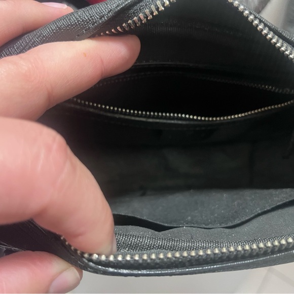 Authentic Gucci waist bag. - Picture 5 of 7